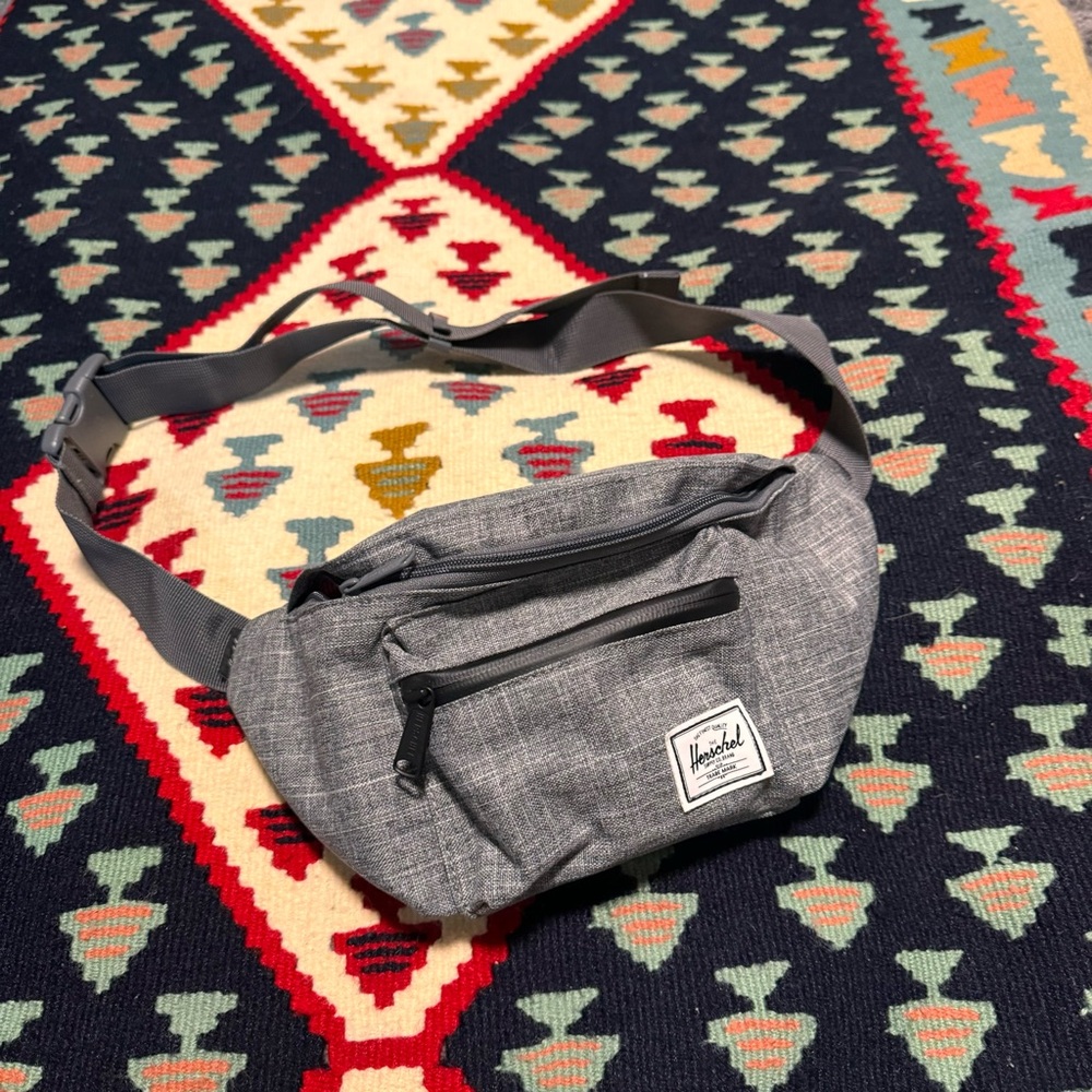 Herschel Seventeen Waist Pack, Raven